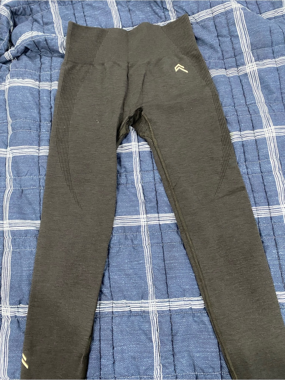 Seamless Black High-Waist Leggings - Brand Unknown